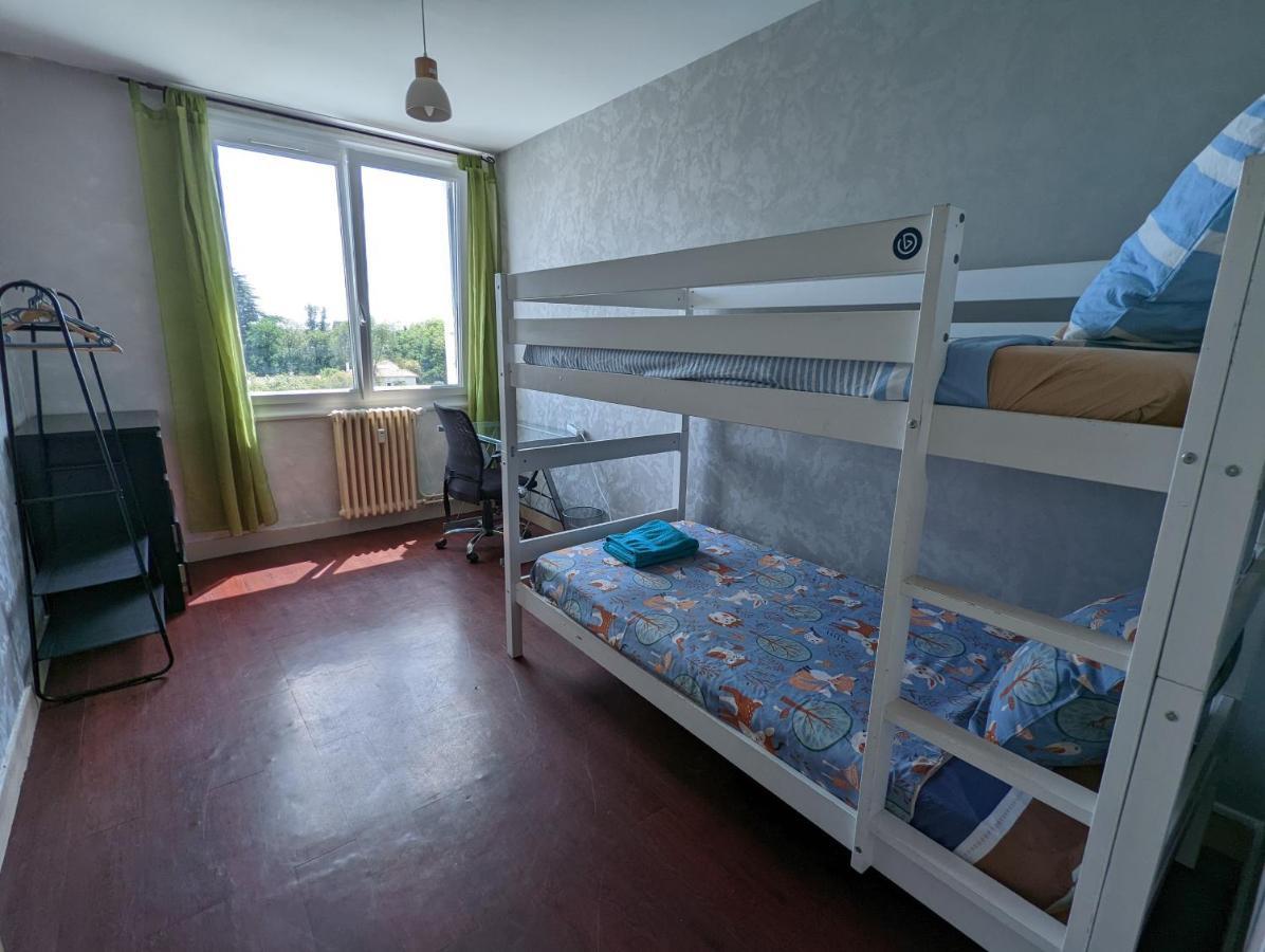 Bellejoie - Appartement T3- Poitiers Sud - Direct Futuroscope - Parking Et Wifi Gratuit מראה חיצוני תמונה