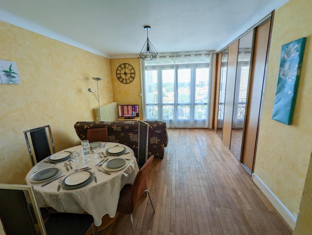 Bellejoie - Appartement T3- Poitiers Sud - Direct Futuroscope - Parking Et Wifi Gratuit מראה חיצוני תמונה